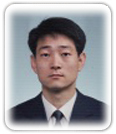 박종현 교수의 사진입니다.